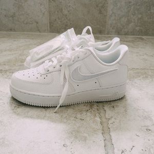 SOLD!! RARE Nike Air Force 100 “Swoosh” Pack!!